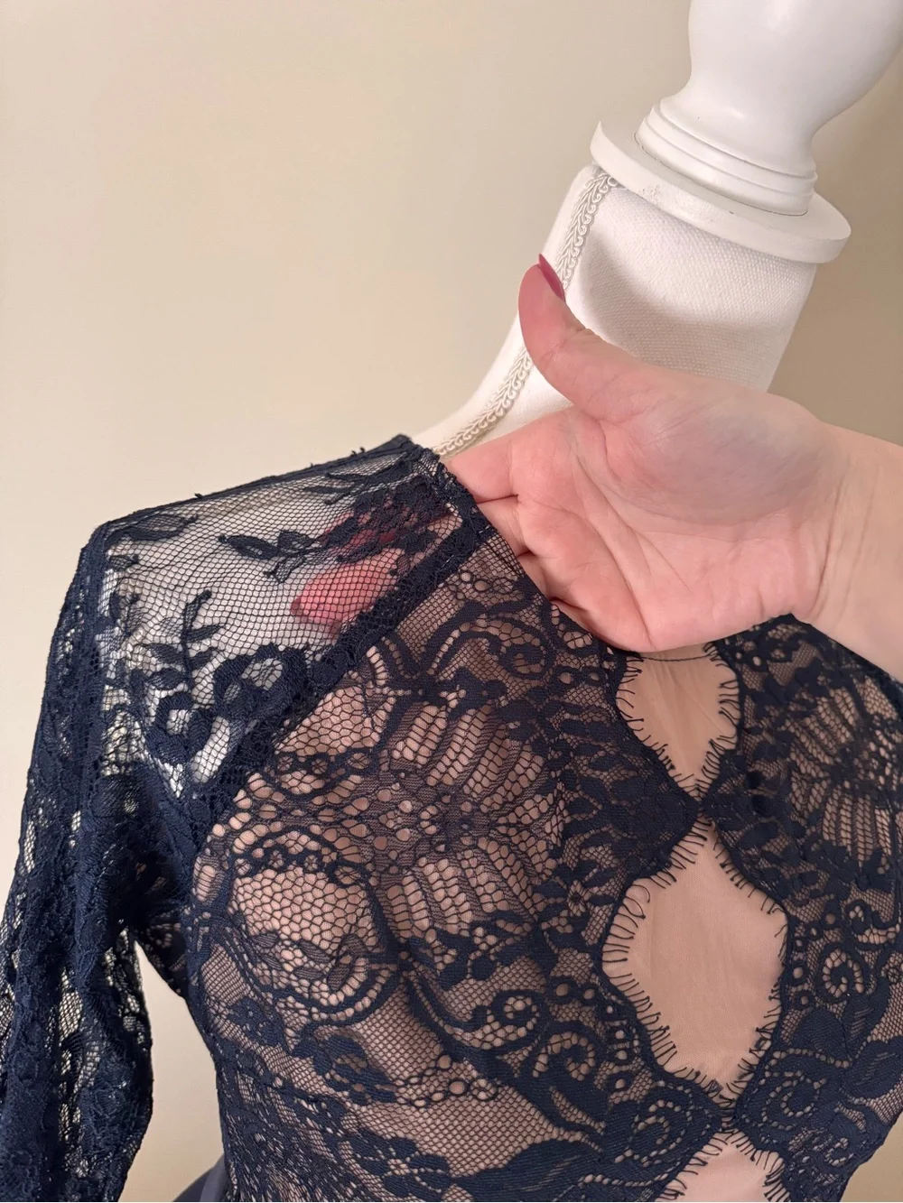 Charlotte Russe Navy Lace Long Sleeve Dress - Picture 5 of 6